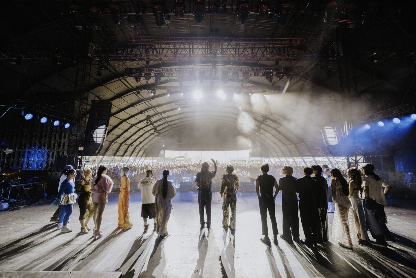 【ライブレポート】『コーチェラ』の「88rising Futures」ステージにYOASOBI、新しい学校のリーダーズ、Awich、Number_iらが登場 - 画像一覧（2/26）