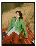 “この世界のどこかにいるかもしれない誰か”のことを曲にするアーティスト、汐れいらが新曲「備忘ロック」をリリース