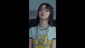 XG、SNSで拡散中のラップコンテンツ最新作第4弾はリーダー・JURINが眼鏡姿で登場