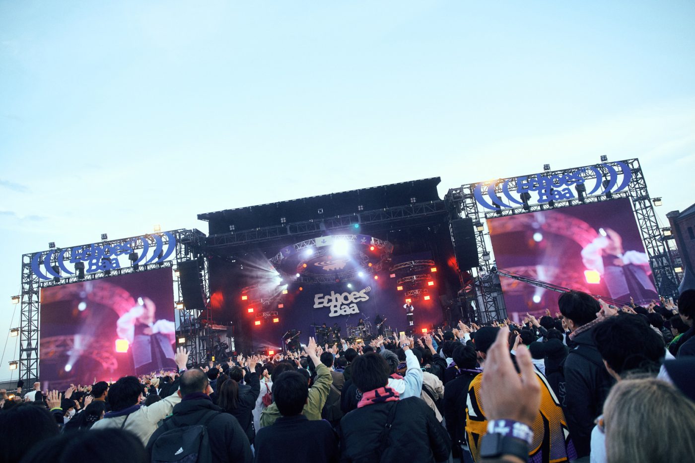 【ライブレポート】YOASOBI、MAISONdesらレーベルメイトをはじめ、FRUITS ZIPPER他スペシャルゲストも登場した新都市型フェス『CENTRAL』。「Echoes Baa」の野外ステージ2デイズを報告 - 画像一覧（31/90）