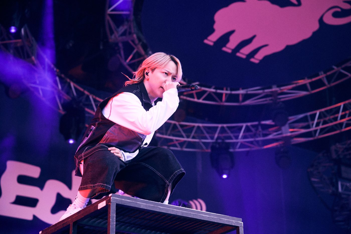 【ライブレポート】YOASOBI、MAISONdesらレーベルメイトをはじめ、FRUITS ZIPPER他スペシャルゲストも登場した新都市型フェス『CENTRAL』。「Echoes Baa」の野外ステージ2デイズを報告 - 画像一覧（34/90）