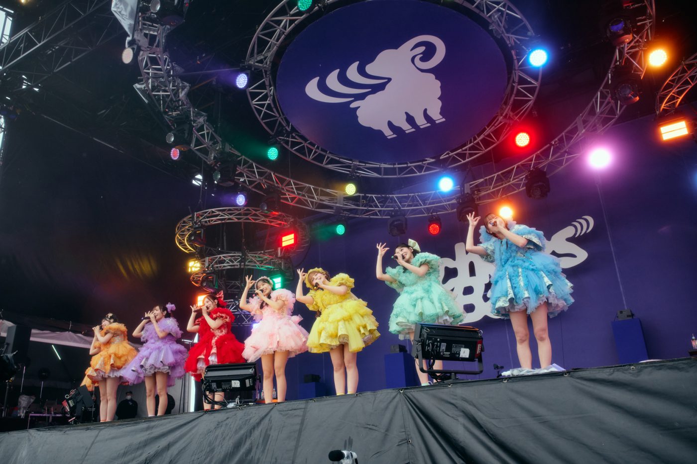 【ライブレポート】YOASOBI、MAISONdesらレーベルメイトをはじめ、FRUITS ZIPPER他スペシャルゲストも登場した新都市型フェス『CENTRAL』。「Echoes Baa」の野外ステージ2デイズを報告 - 画像一覧（60/90）