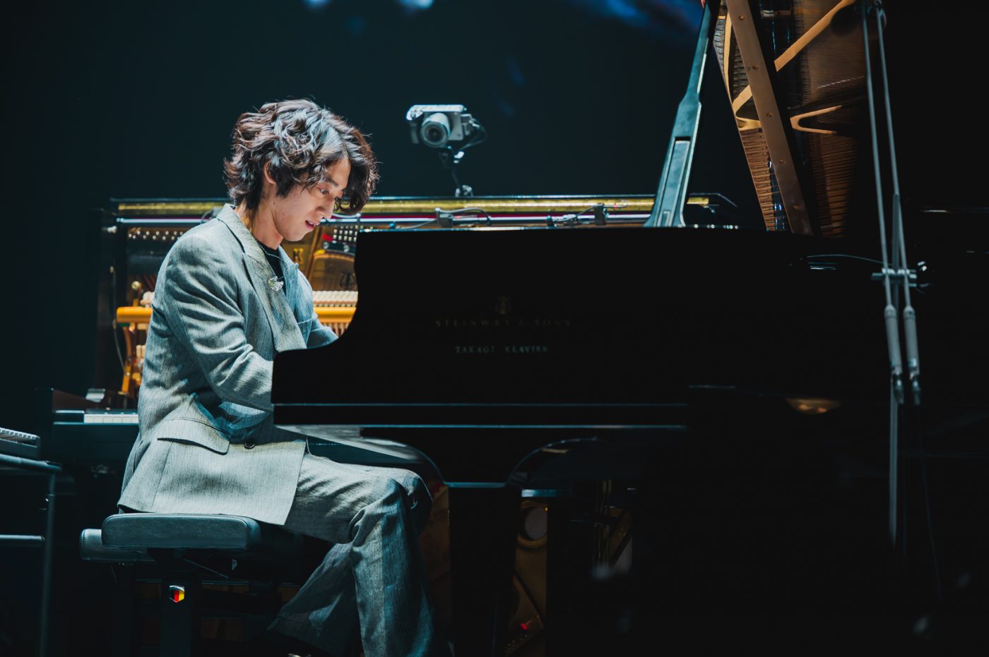 【ライブレポート】キタニタツヤと角野隼斗が共演。“日本の響きを世界へ”という新都市型フェス『CENTRAL』のコンセプトを体現した「CENTRAL STAGE」DAY 2を振り返る - 画像一覧（5/28）