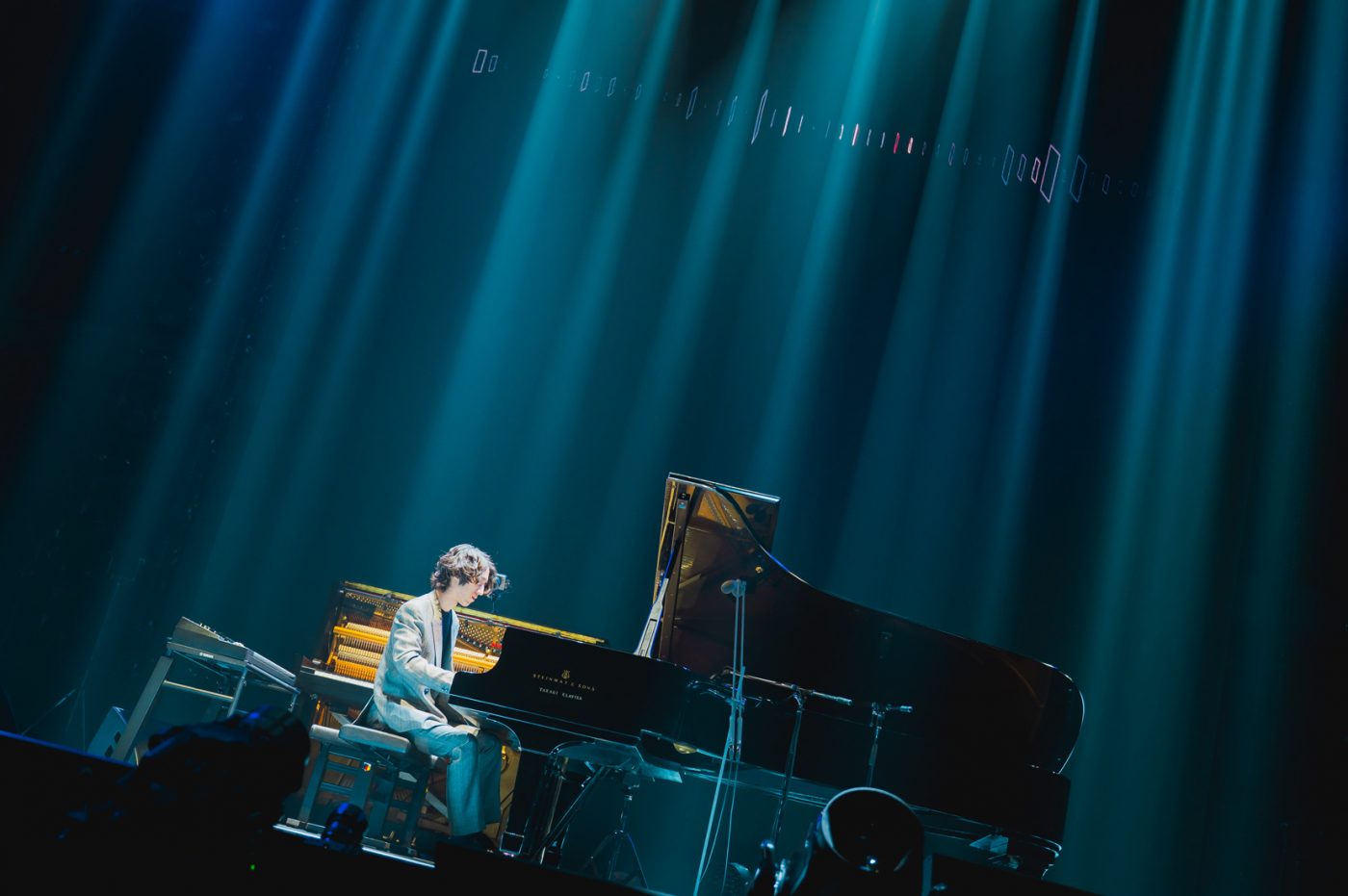 【ライブレポート】キタニタツヤと角野隼斗が共演。“日本の響きを世界へ”という新都市型フェス『CENTRAL』のコンセプトを体現した「CENTRAL STAGE」DAY 2を振り返る - 画像一覧（8/28）