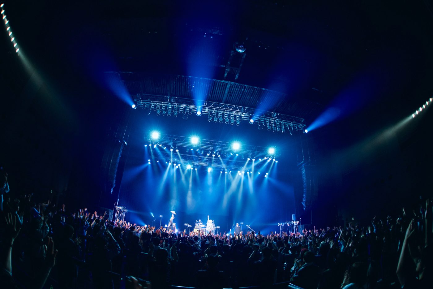 【ライブレポート】秋山黄色ほか全5組が登場した新都市型フェス『CENTRAL』。新世代の象徴となるアーティストが競演した「NEW GENE FEST」のステージを振り返る - 画像一覧（31/31）