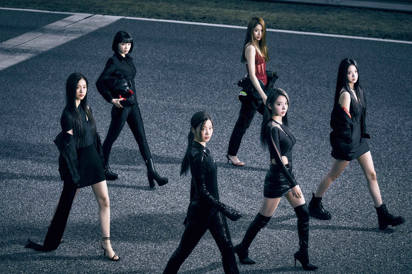 LE SSERAFIMがついにデビュー！ ファンショーケースを全世界オンライン配信