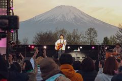 秦基博、山中湖ライブ『GREEN MIND 2022』にて新曲「サイダー」を初披露