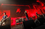 ザ・クロマニヨンズ、2年ぶりのツアーが終幕。LIVE＆MV収録の2枚組DVD発売を発表 - 画像一覧（2/5）
