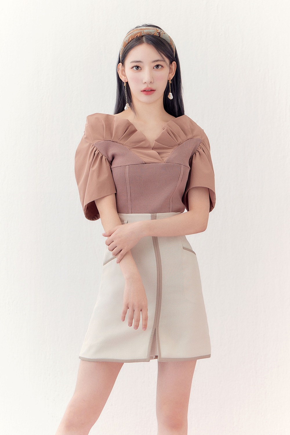 LE SSERAFIM・宮脇咲良が初夏の装いで魅了。LILY BROWN新作コレクション公開 - 画像一覧（1/9）