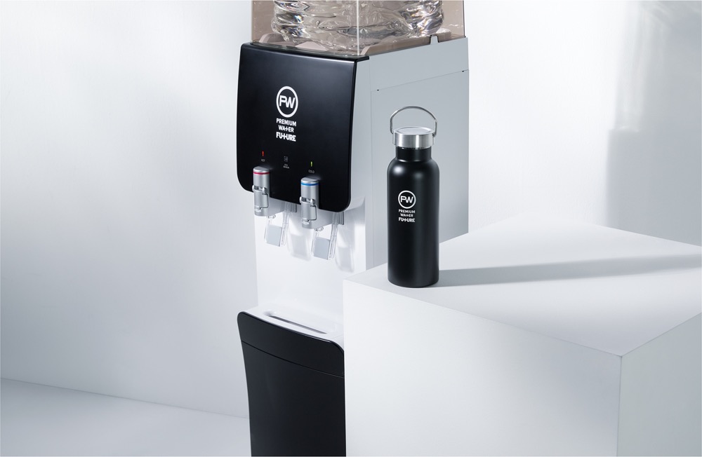 「うメンディー！」。EXILEメンバーがウォーターサーバー新ブランドのイベントに登場 - 画像一覧（17/17）