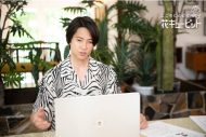 山下智久、母の日にお花の“特別お届け”を実施！ サプライズ花束に当選者も「夢みたい」 - 画像一覧（3/6）