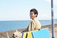 草なぎ剛出演映画『サバカン SABAKAN』、場面写真一挙解禁！ ムビチケの発売も決定 - 画像一覧（1/16）