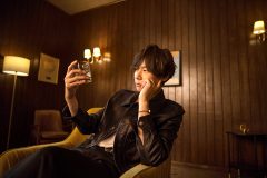 [Alexandros]・川上洋平、プレミアムバーボン“ワイルドターキー”の日本代表ブランドアンバサダーに就任！ 川上が出演するCMも放送開始