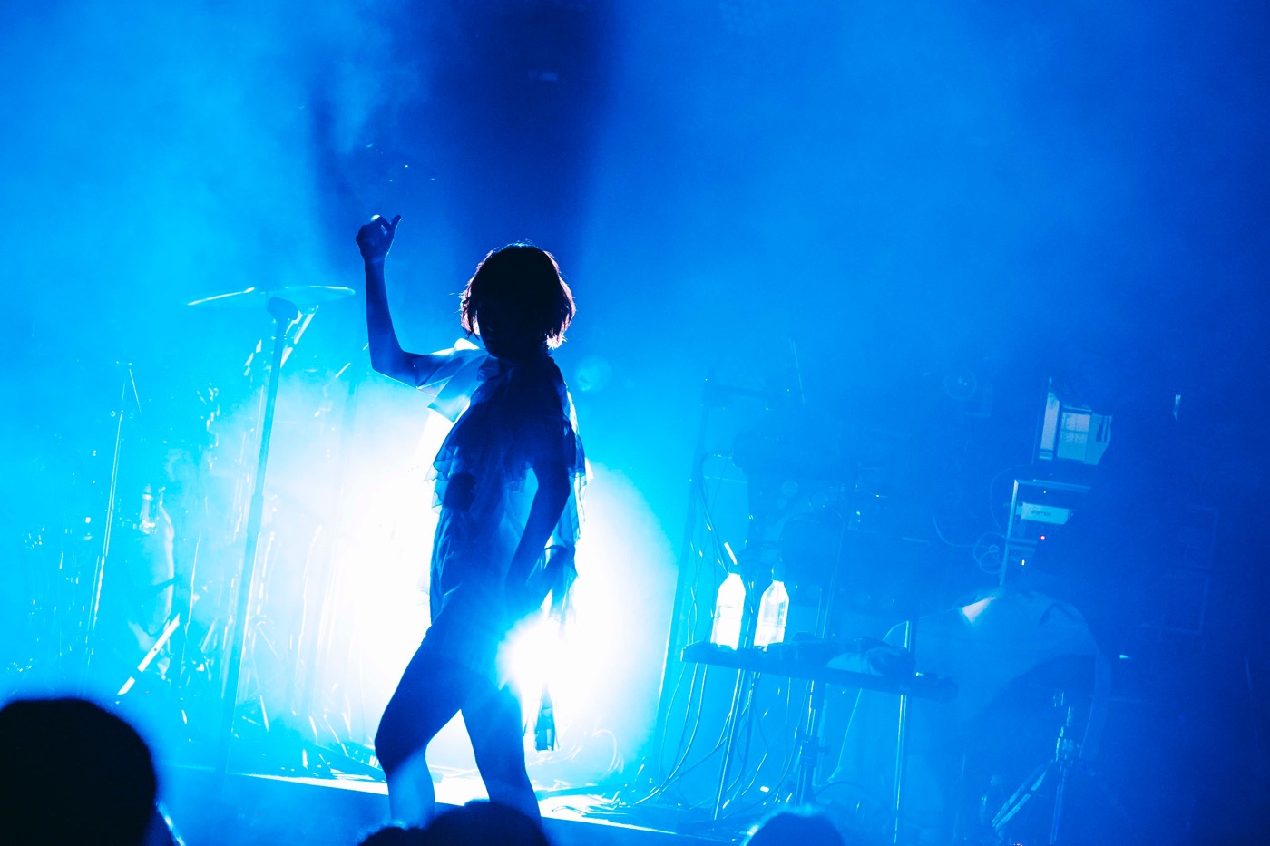 大原櫻子、ライブハウスツアー『10(天)まで届け!!』より東京・六本⽊ EX THEATER公演のライブレポートが到着 - 画像一覧（1/8）