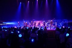 SUPER★DRAGON、ツアー初日公演で初披露した新曲「Reach the sky」の配信リリースが決定
