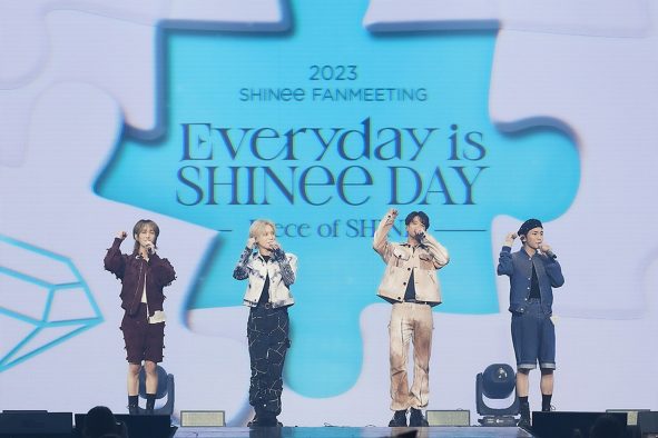 SHINee、デビュー15周年記念ファンミーティングで全世界102地域のファンが熱狂！「今年はSHINeeの年」