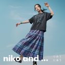 北村匠海（DISH//）＆清原果耶「niko and …」夏のシーズンビジュアルで「であうにあう編集部」の部員に - 画像一覧（7/14）