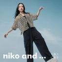 北村匠海（DISH//）＆清原果耶「niko and …」夏のシーズンビジュアルで「であうにあう編集部」の部員に - 画像一覧（10/14）