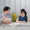 北村匠海（DISH//）＆清原果耶「niko and …」夏のシーズンビジュアルで「であうにあう編集部」の部員に - 画像一覧（11/14）