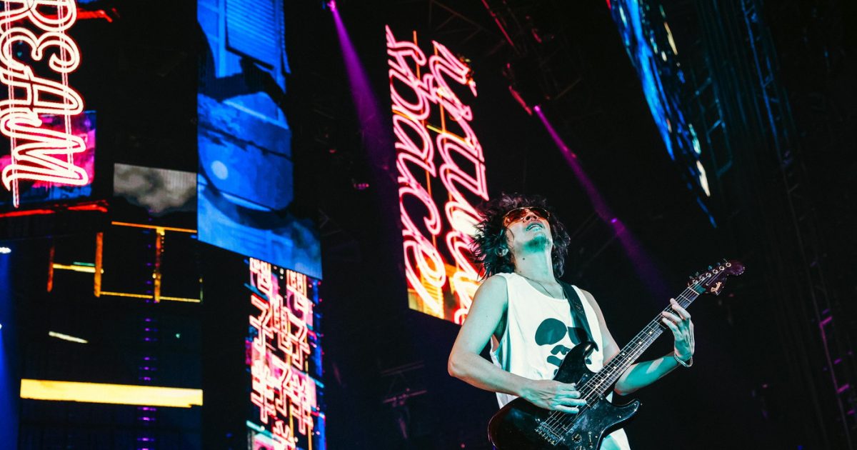 レア ペプシ ラルク ボード ライブレポート】L'Arc～en～Ciel、約2年ぶりとなる全国ツアー完走