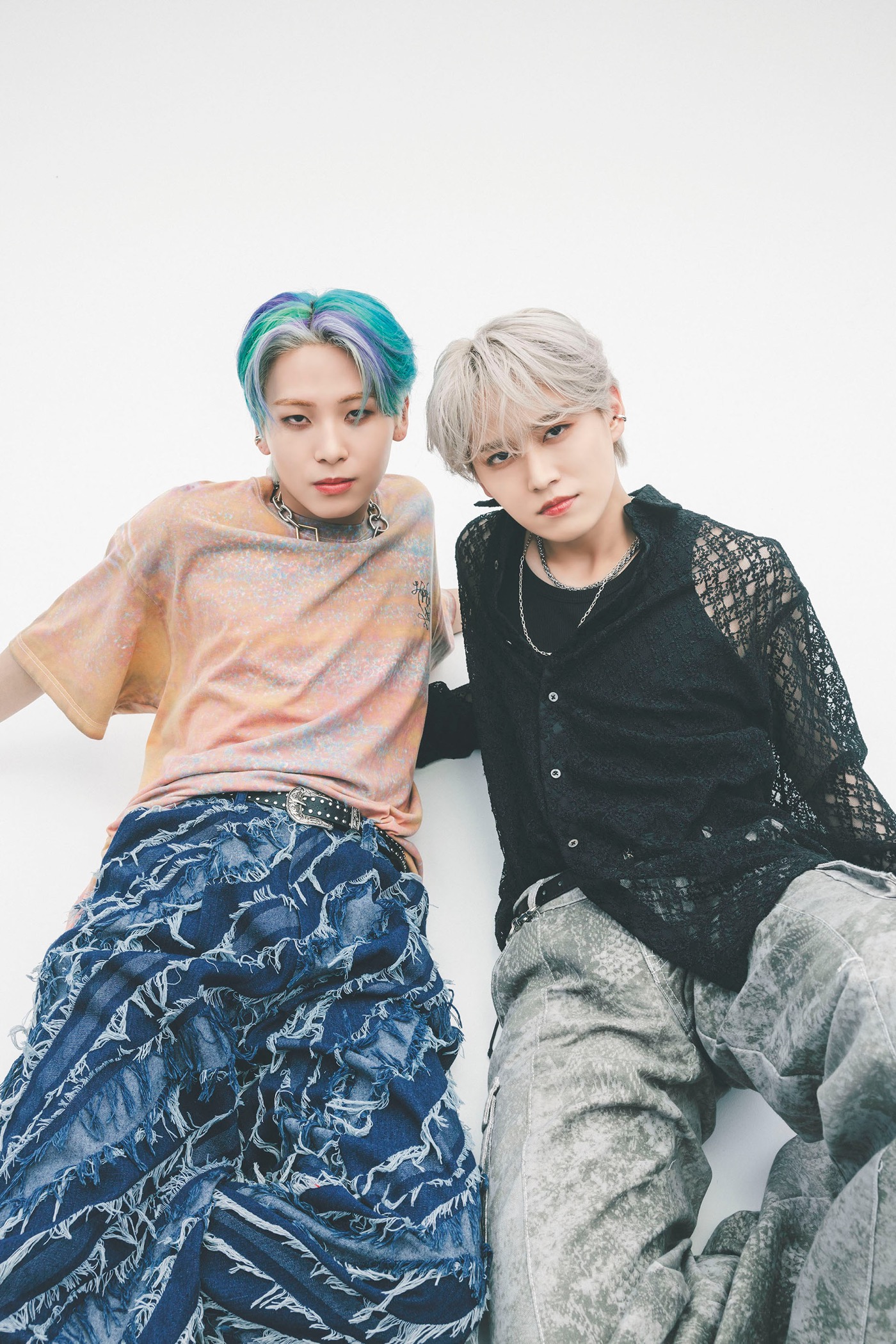 JO1川尻蓮×白岩瑠姫、NOAの撮り下ろしグラビアが『女性セブン』に掲載 - 画像一覧（3/3）