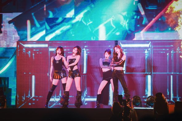 【ライブレポート】LE SSERAFIMワールドツアー『EASY CRAZY HOT』日本公演が名古屋でスタート