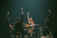 【ライブレポート】あいみょん、全42公演に及ぶ全国ツアーが大団円！「ドルフィン・アパート、完走！」 - 画像一覧（3/16）