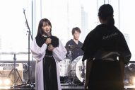 緑黄色社会、たったひとりの女子高校生のためにライブ演奏！「気持ちよ届けと思っていました」 - 画像一覧（5/13）