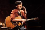座席数わずか25席！ 森山直太朗、思い出の地・吉祥寺で20周年記念ツアー初日公演を弾き語りにて開催 - 画像一覧（5/5）