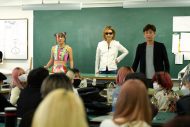 YOSHIKI、服飾・ファッションの専門学校にサプライズ登場！ 若者たちのリアルに触れ「学ぶものがたくさんある」 - 画像一覧（2/4）