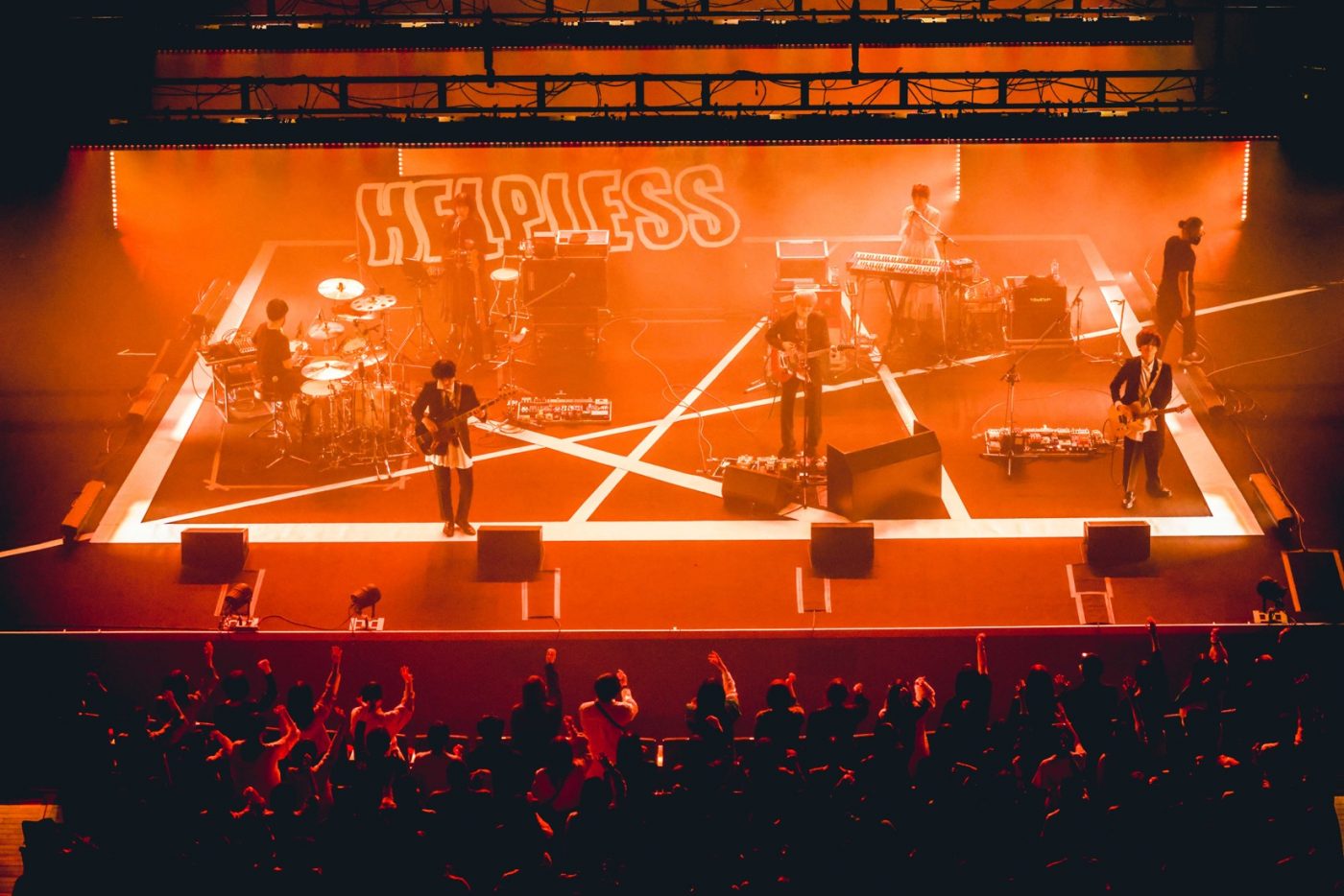 indigo la End、全国ツアー「Helpless」完遂！ 11月には初の武道館公演が決定
