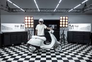 ジャスティン・ビーバーとベスパがコラボ！ ジャスティン自らがデザインした限定モデルのバイクが発売 - 画像一覧（2/3）