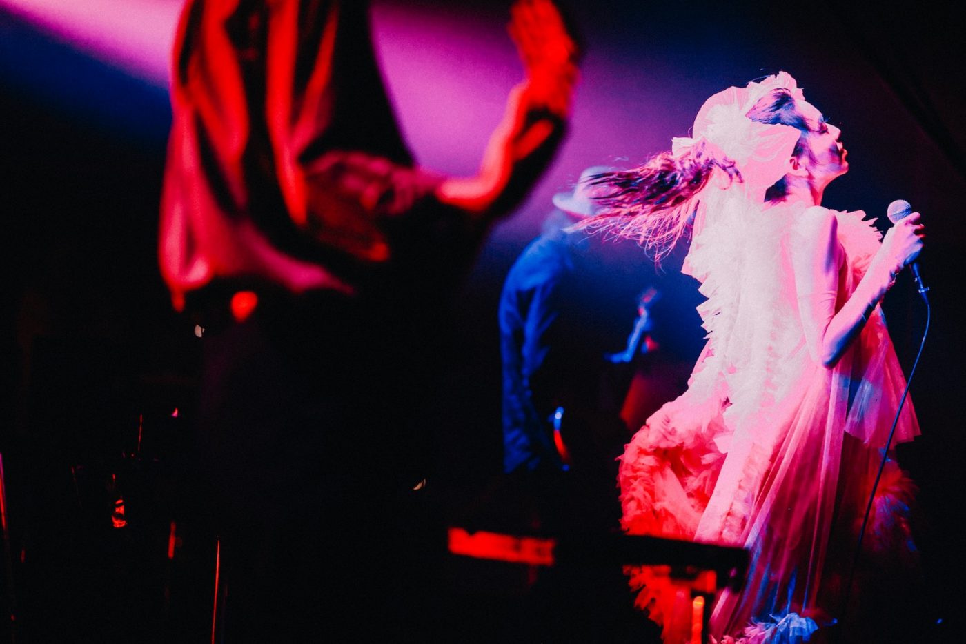 Cocco、圧巻のステージを披露した2年半ぶりのツアーファイナルのレポートが到着