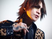 TOSHI-LOW×SUGIZO、ボランティア活動について語り合う - 画像一覧（3/3）