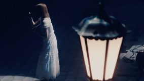 ヨルシカ、ライブ映像作品『月光』より「歩く」「心に穴が空いた」のライブ映像を先行公開