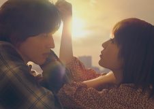 ヨルシカ、新曲「左右盲」が映画『セカコイ』主題歌に決定！「映画の世界感にぴったり」（道枝駿佑）