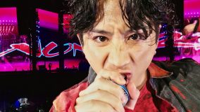 ONE OK ROCK、満員の東京ドームでTAKAが熱唱する“アサヒスーパードライ”新CM完成