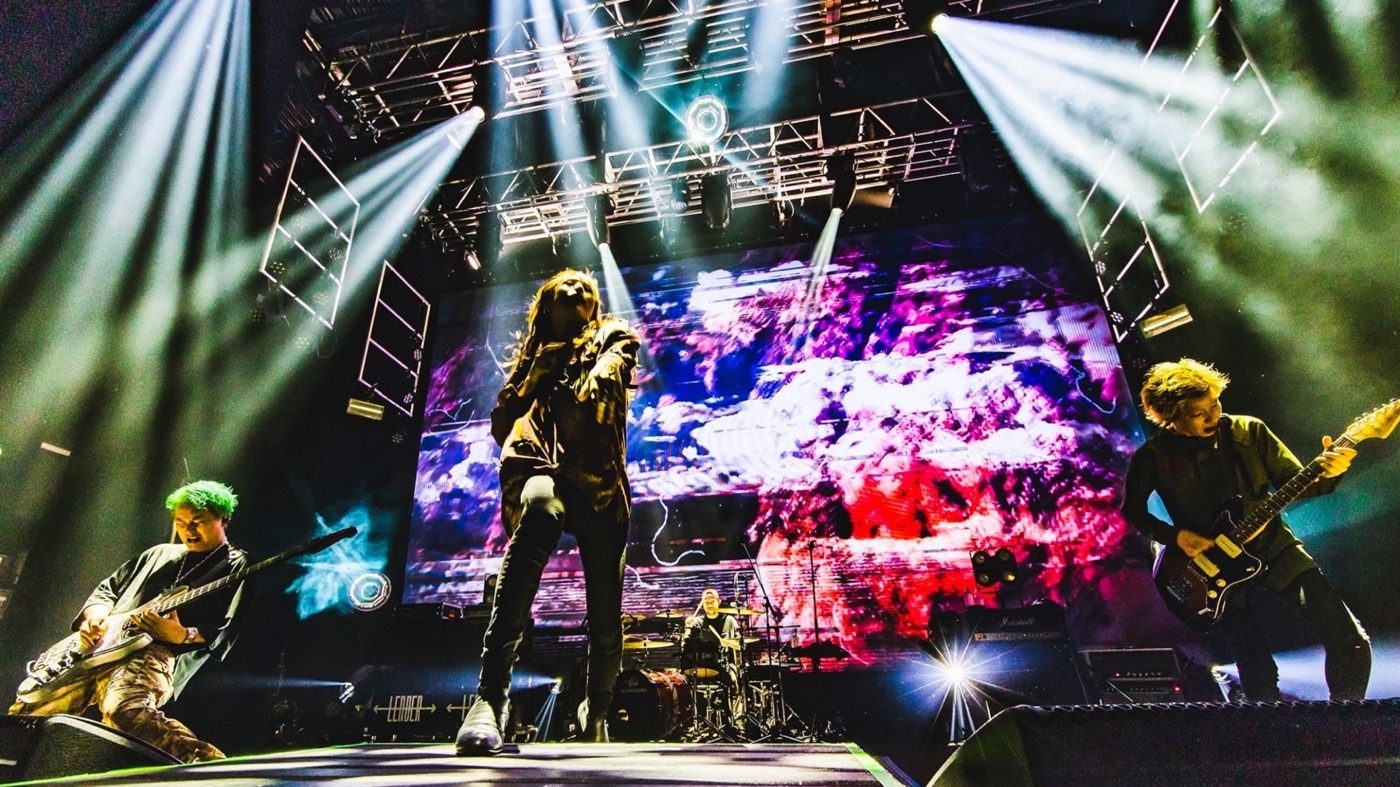 SUPER BEAVER、映画『東京リベンジャーズ2 血のハロウィン編 -運命-』主題歌「グラデーション」のライブ映像公開