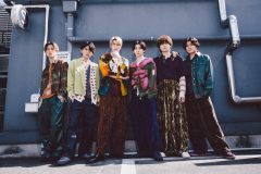 SixTONES、「こっから」PLAYLIST。初生配信の臨場感、エールソングの熱と説得力が漲る6人のパフォーマンス