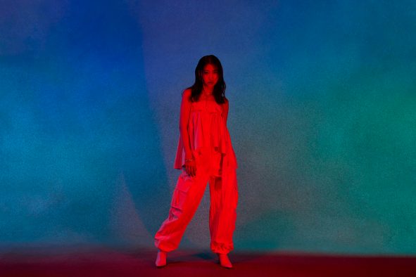 eill、Amazon Original『ラブ トランジット』主題歌「happy ending」を配信リリース！ リリックビデオも公開