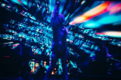椎名林檎、ソロツアー千秋楽のオフィシャルライブレポートが特設サイトで公開