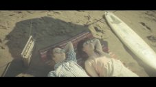 ASIAN KUNG-FU GENERATION、新曲「西方コーストストーリー」MVをプレミア公開！恋愛の初期衝動を俳優の見津賢と祷キララが表現 - 画像一覧（2/2）
