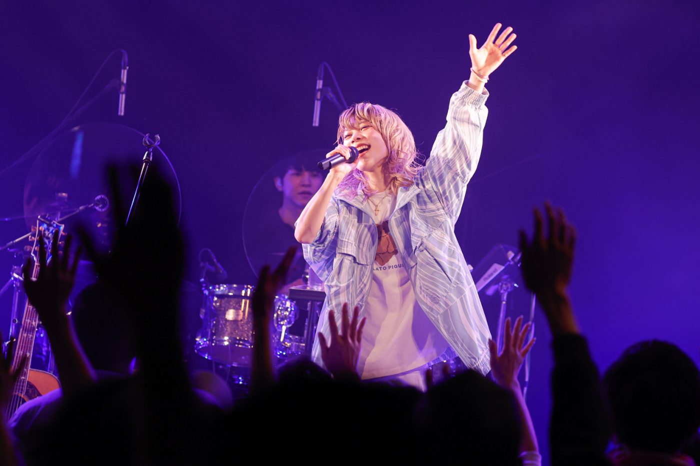 ロザリーナ、約2年ぶりのワンマンライブ。多彩な音楽性とシンガーとしての魅力が溢れた夜。デビュー5年目のステージをレポート - 画像一覧（9/10）