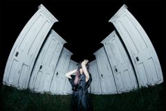 Aimer、ニューアルバム『Open α Door』の収録内容＆封入特典情報を一挙公開