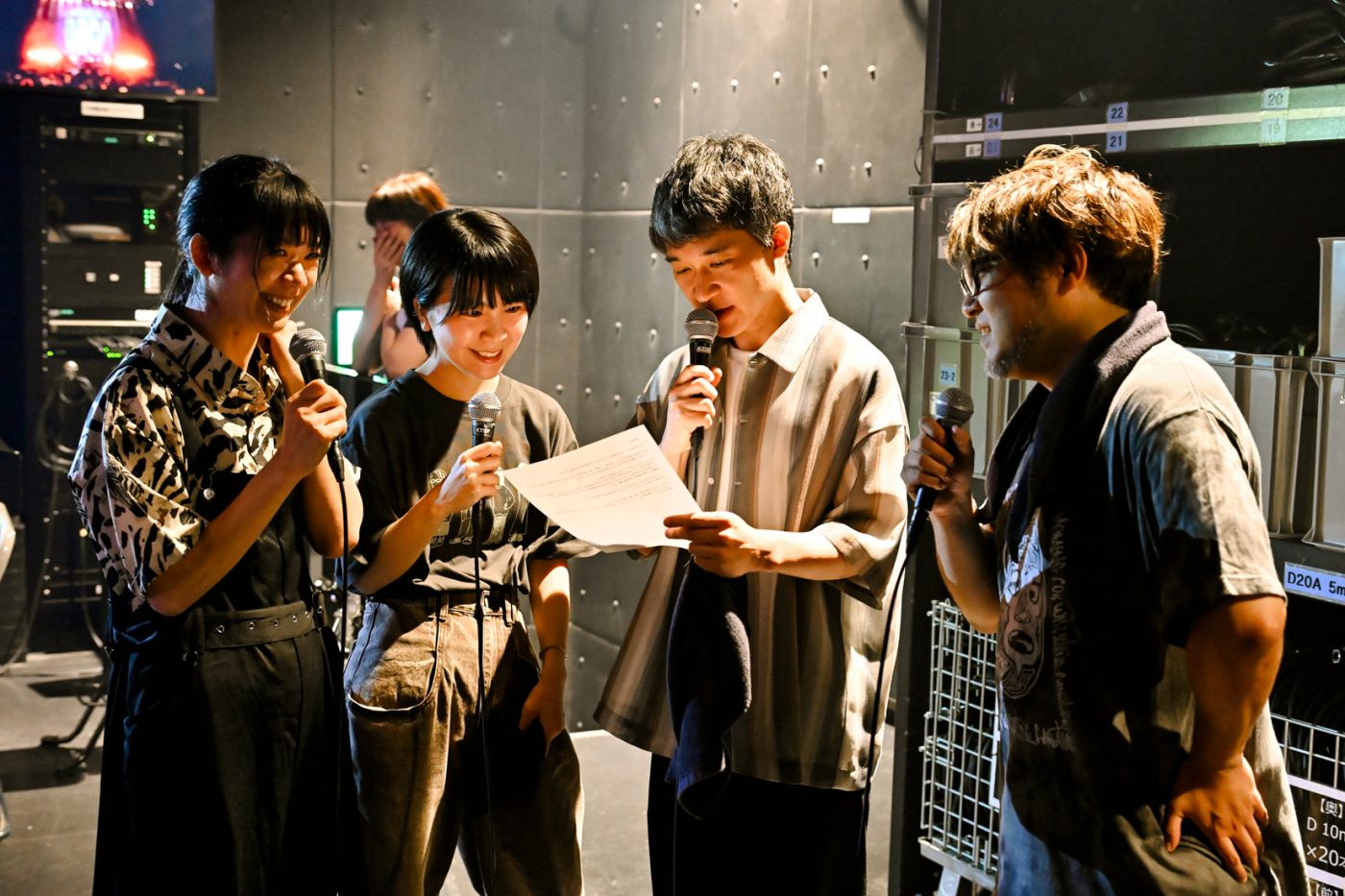 【SMA50th】Base Ball Bearと橋本絵莉子のライブ･イベント『なかなか(いい感じの)男女』。ふた組ならではの信頼感と空気感に溢れたステージを振り返る - 画像一覧（2/24）