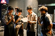 【SMA50th】Base Ball Bearと橋本絵莉子のライブ･イベント『なかなか(いい感じの)男女』。ふた組ならではの信頼感と空気感に溢れたステージを振り返る - 画像一覧（2/24）