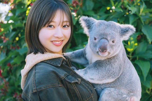 日向坂46富田鈴花1st写真集からコアラとの2ショットカット公開！発売記念YouTube生配信も決定