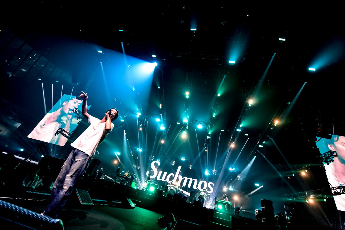 【ライブレポート】Suchmosカムバック。快楽的なグルーヴが渦巻いた5年10ヵ月ぶりのワンマンライブ『Suchmos The Blow Your Mind 2025』2デイズ初日を振り返る - 画像一覧（2/11）