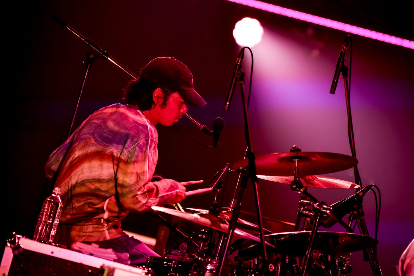 【ライブレポート】Suchmosカムバック。快楽的なグルーヴが渦巻いた5年10ヵ月ぶりのワンマンライブ『Suchmos The Blow Your Mind 2025』2デイズ初日を振り返る - 画像一覧（5/11）