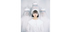 尾崎リノ、新作EP『幽霊たち』のジャケット写真＆収録内容の詳細を発表